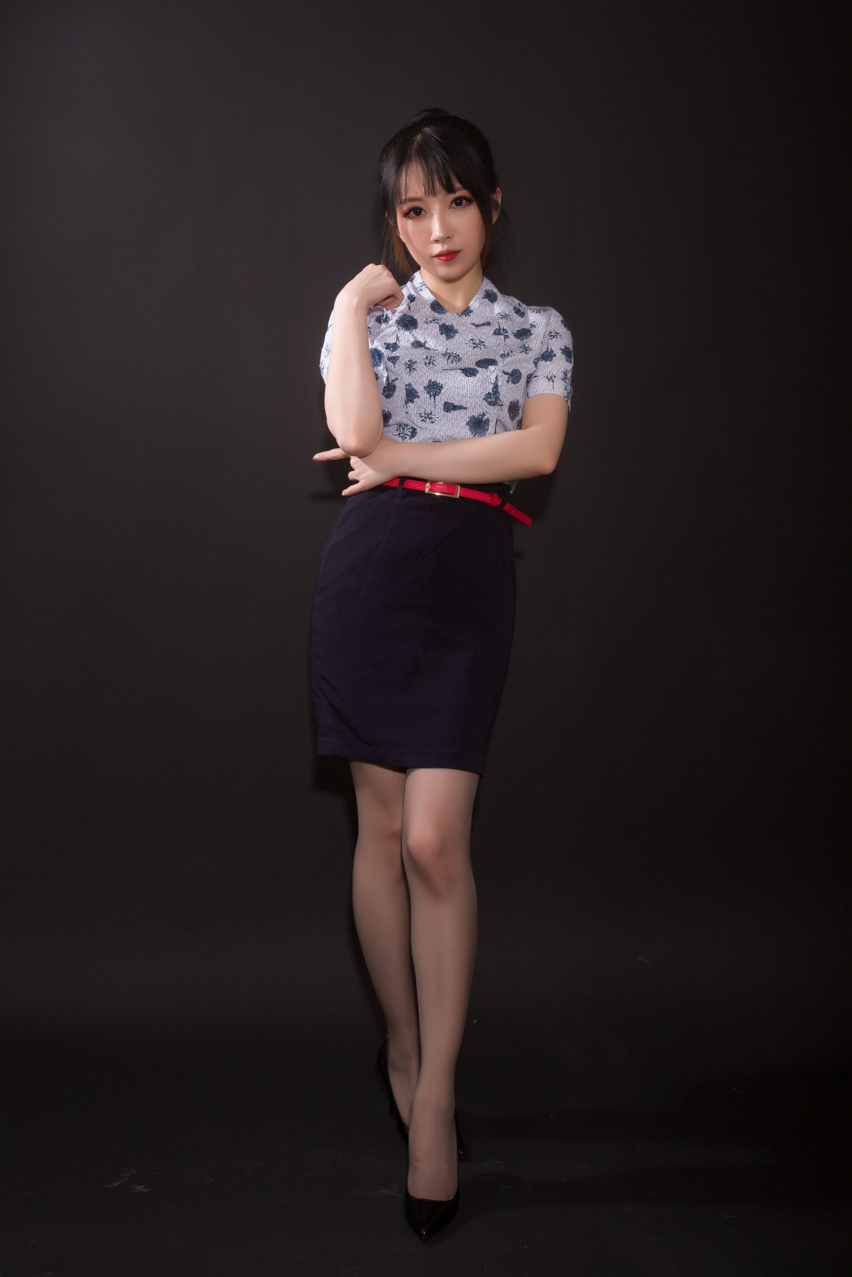 图片[4]-美图世界，无限精彩--小女巫露娜