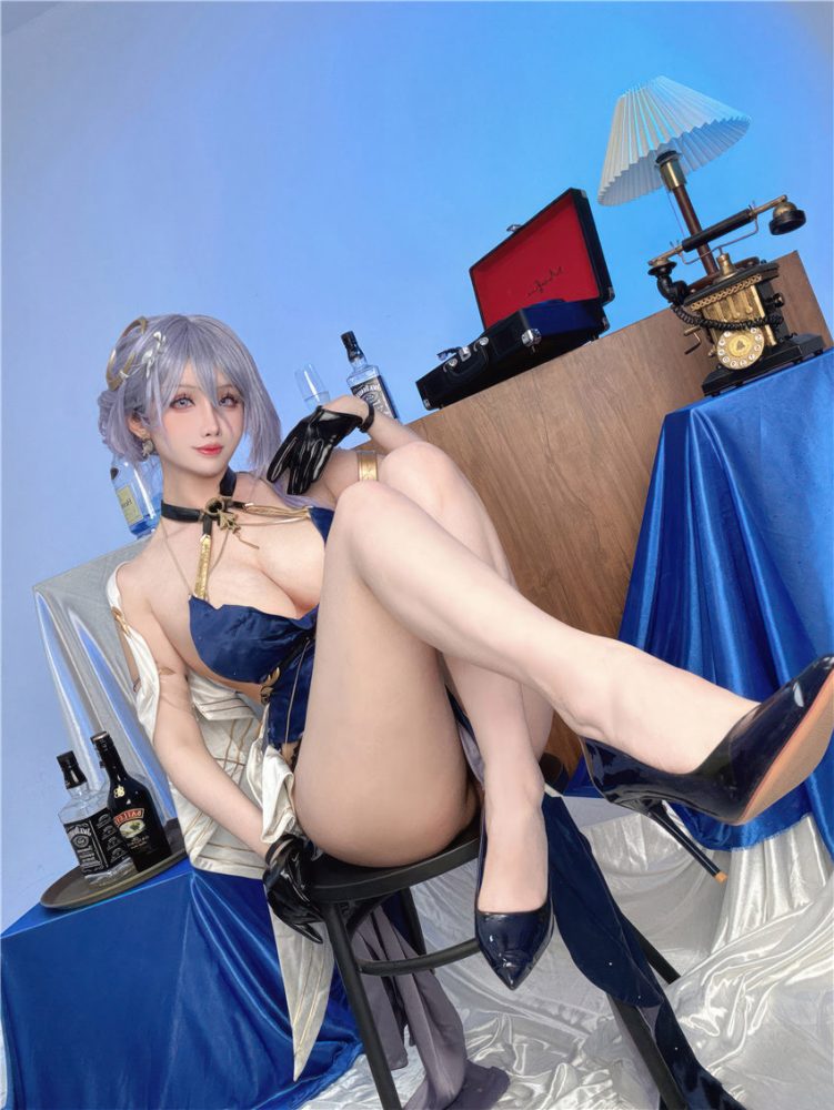 rioko凉凉子 深空之眼 塞勒涅 [15P6V-164MB]-美图世界