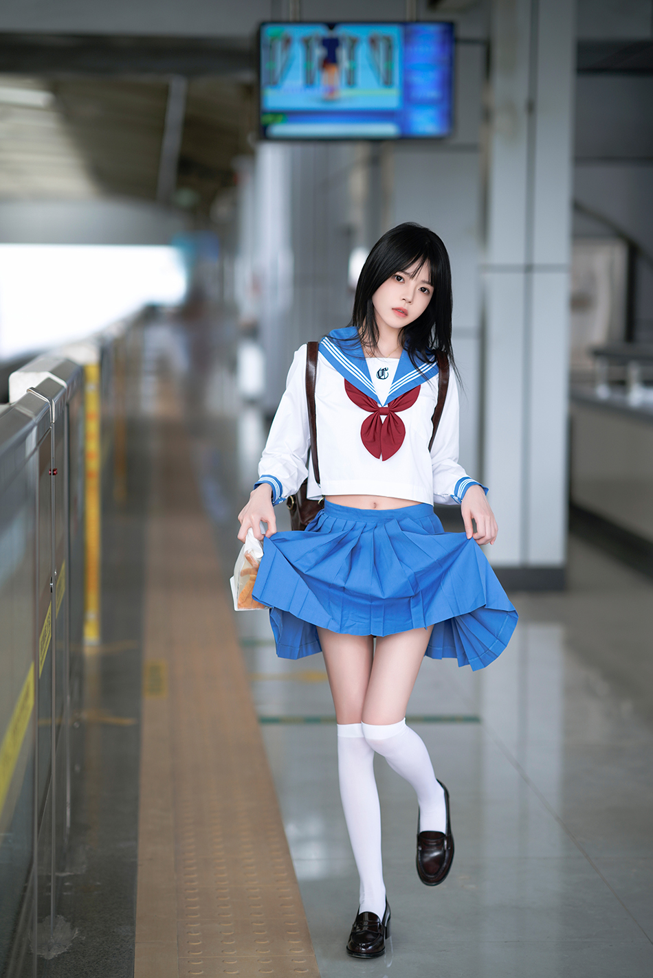 图片[4]-桜桃喵 地铁JK [33P-527MB]-美图世界